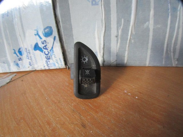 Botão / interruptor de luzes GILERA STALKER