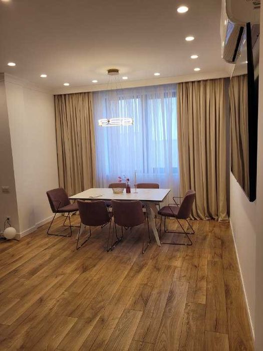 3-комнатная квартира по адресу Куликово поле пл. (площадь 136 м²) - Atlanta.ua - фото 6