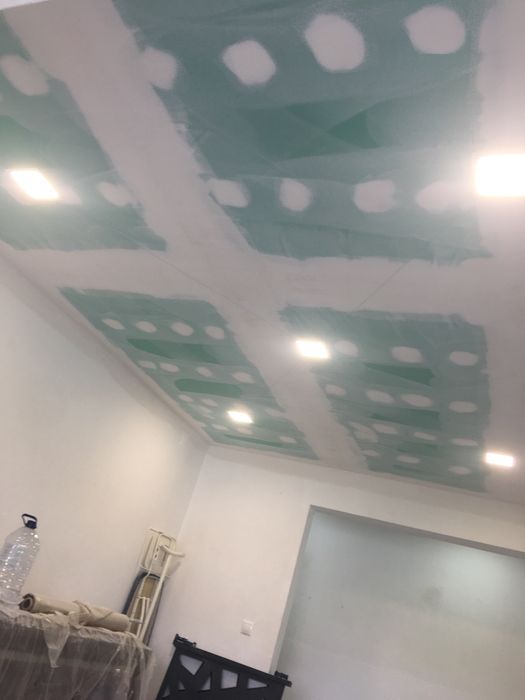 Tetos falsos e divisórias