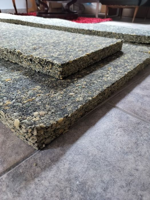 Painéis de isolamento térmico e acústico