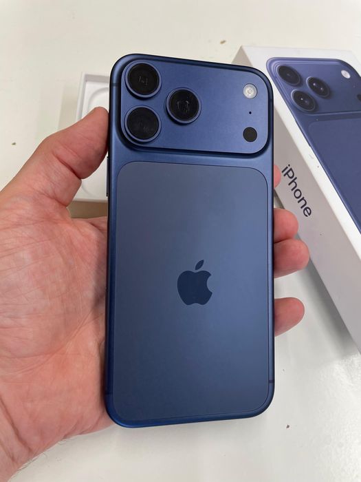iPhone 17 Pro Max Blue 256Gb