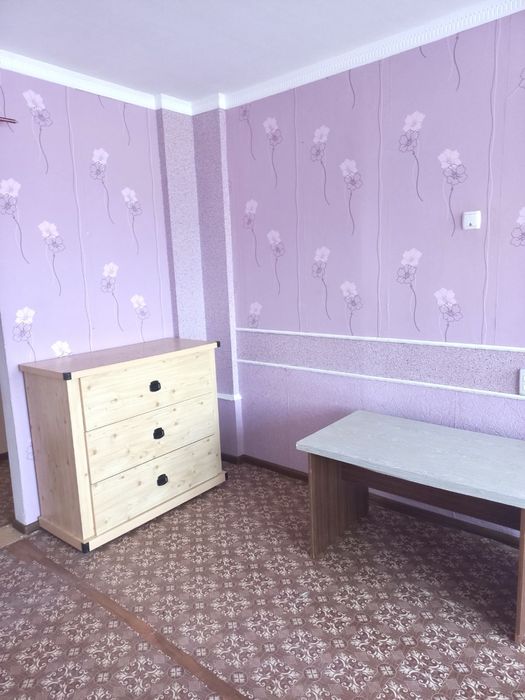 Продам 3-кімнатну квартиру 68,1 м², Вараш
