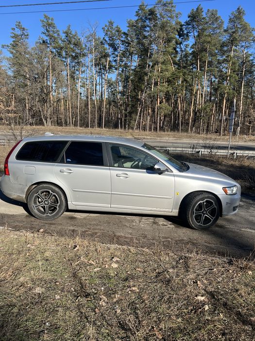 Продам Volvo v50