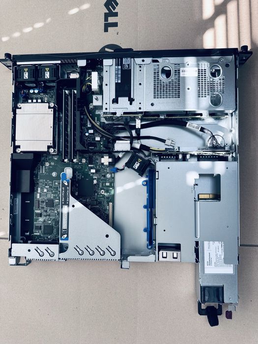 Сервер HP Proliant DL20 GEN10 SFF