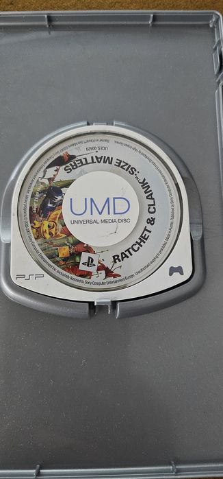 Jogo PSP Ratchet & Clank - size matters