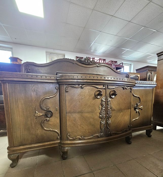 Duży Bufet Poniemiecki  długość 250cm