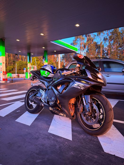 Suzuki GSX-R 750 K7