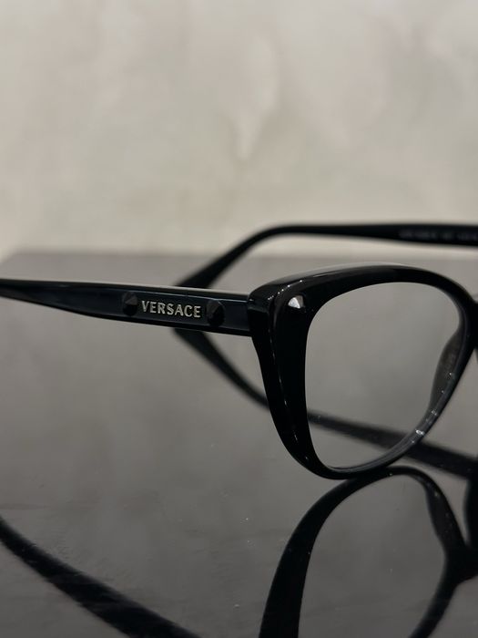 Оригінальні окуляри Versace
