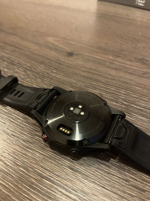 Garmin Fenix 5 Plus Sapphire Edition Premium czarny skórzany pasek