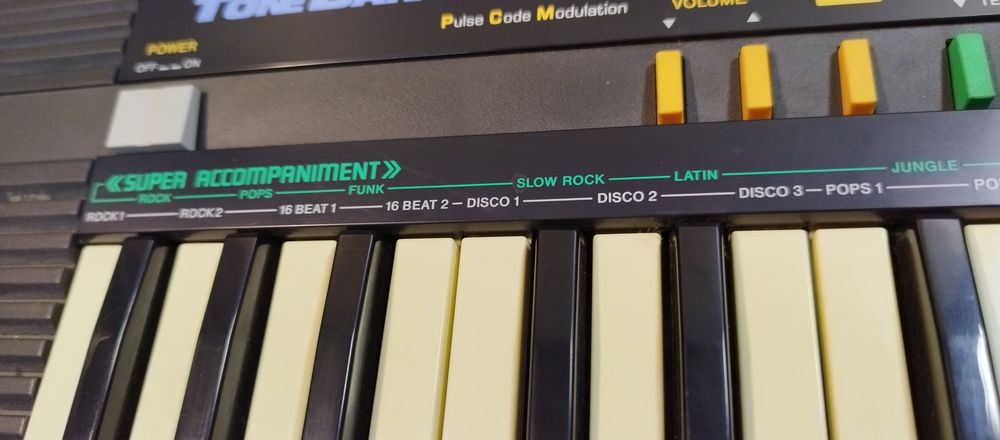 Syntezator CASIO SA-20