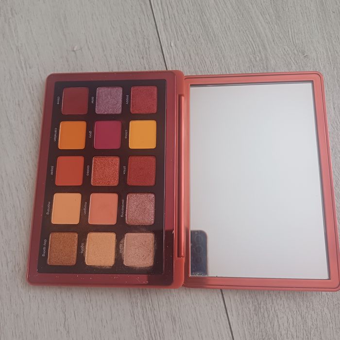 Sunrise- paleta cieni Natasha Denona