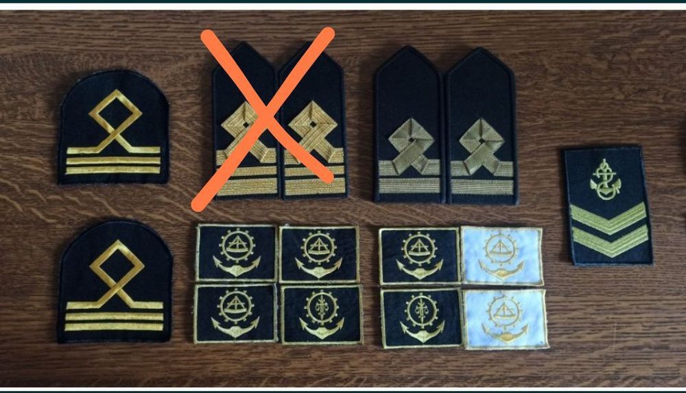 Погоны,курсовки,нашивки