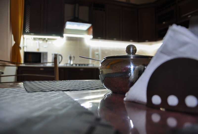 Центр. Подобово. Світло є завжди.Велика 1-кімнатна квартира.