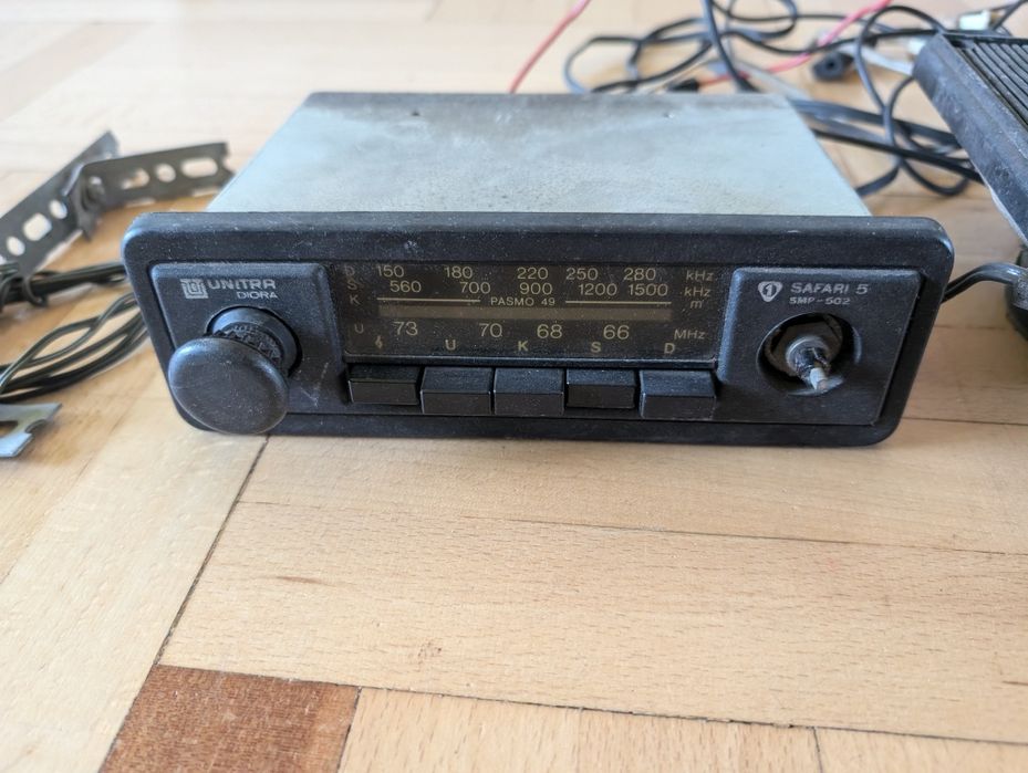 Radio samochodowe Unitra Safari 5 stare PRL