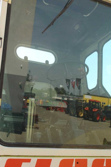 зернозбиральний комбайн Claas Dominator 38, клас, джондір