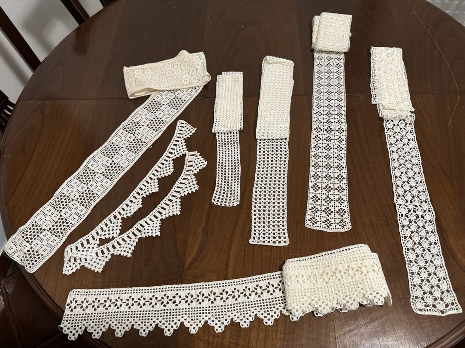 “Entremeios” de renda para lençois ou outros trabalhos de decoração