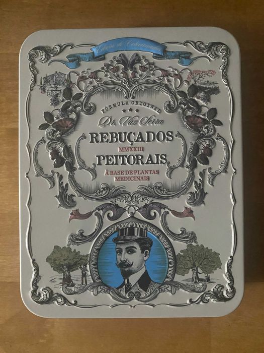 Caixa em metal para arrumação de pequenos objetos vintage
