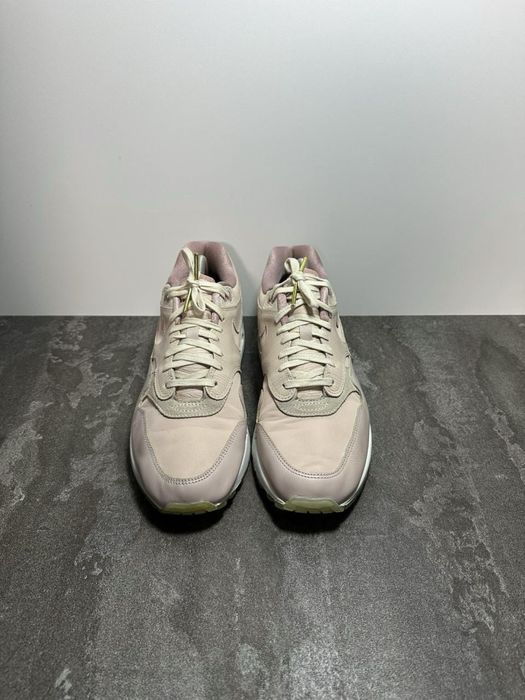 Кросівки Nike Air Max 1 Premium Pink