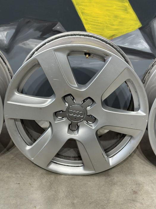 Диски 5х112 R17 Audi Original et39 8j
