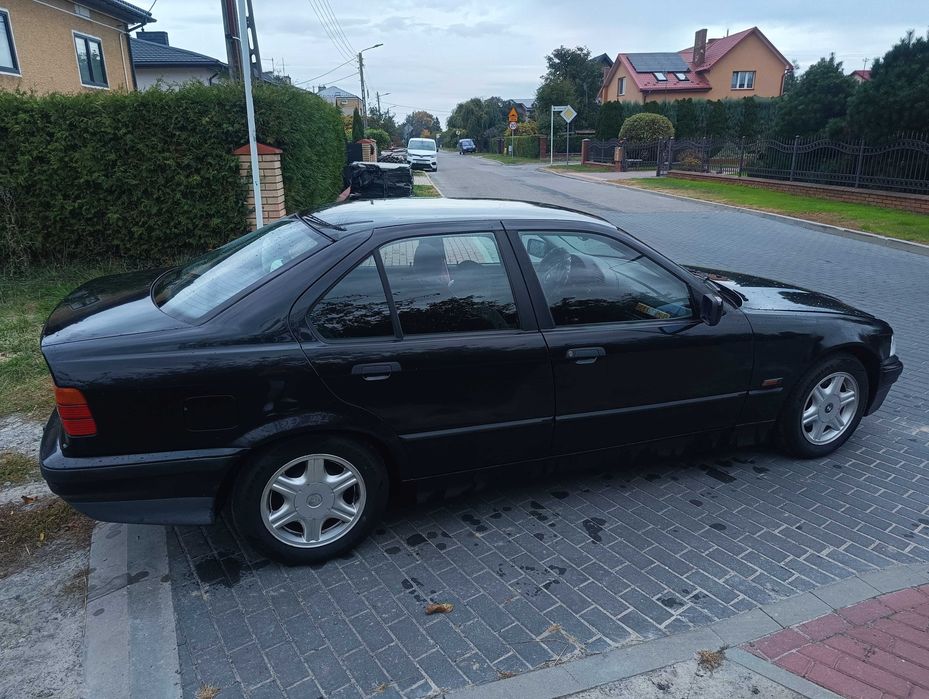 Samochód BMW e36
