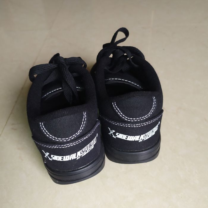Sapatilhas/Tenis com rodas Heelys - Tam 31