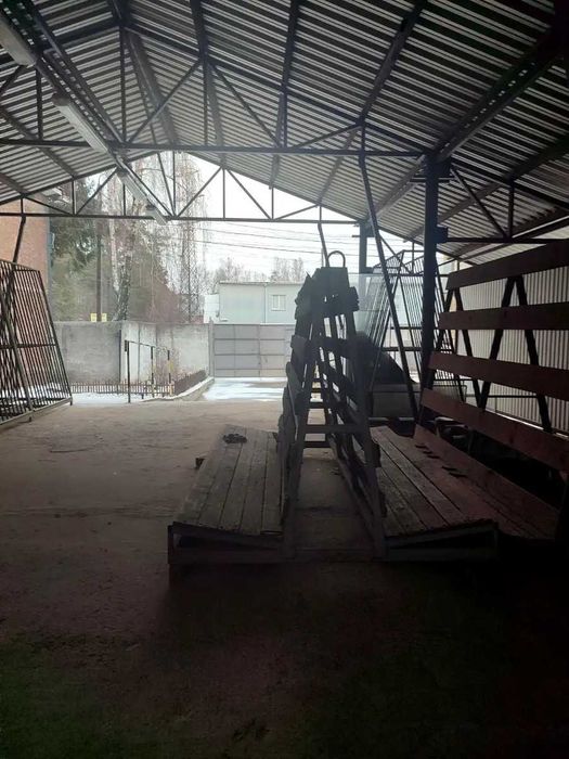 Продам виробничо - складськi примiщення по вул. Попова