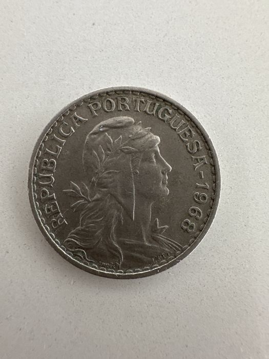 Moeada 1 escudo Republica Portuguesa - 1968