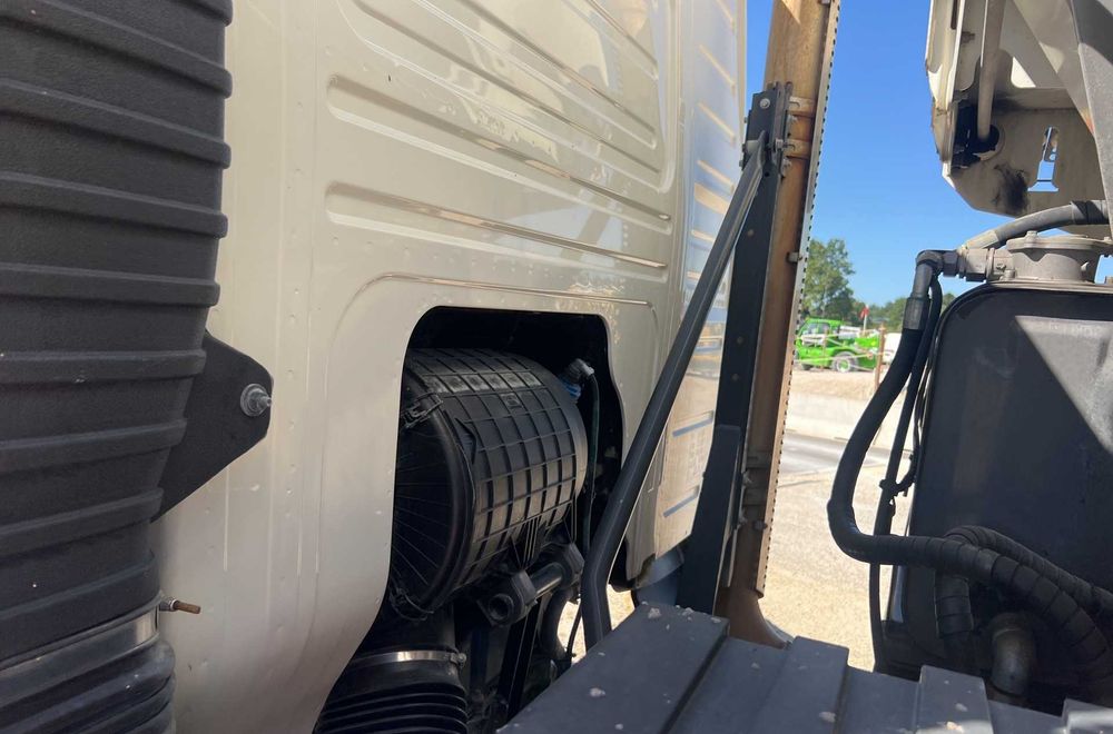 Volvo FMX460 8x4 2021р Самоскид тристороннім розвантаженням
