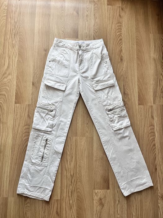 Jasne spodnie 34 Bershka długie bojówki cargo damskie