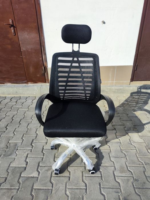 Стулья поворотные Новый Стиль  кресло на колесах