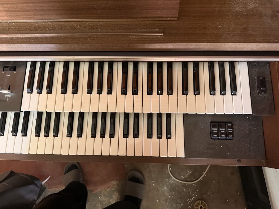 Електро Орган Yamaha Rehbock Pianos Dusseldorf
