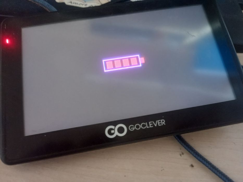 Авто навігатор goclever