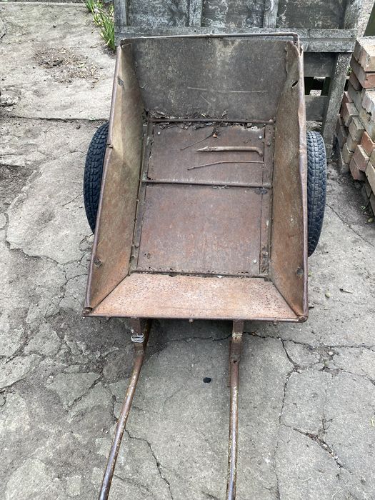 Тачка обикновенная б/у