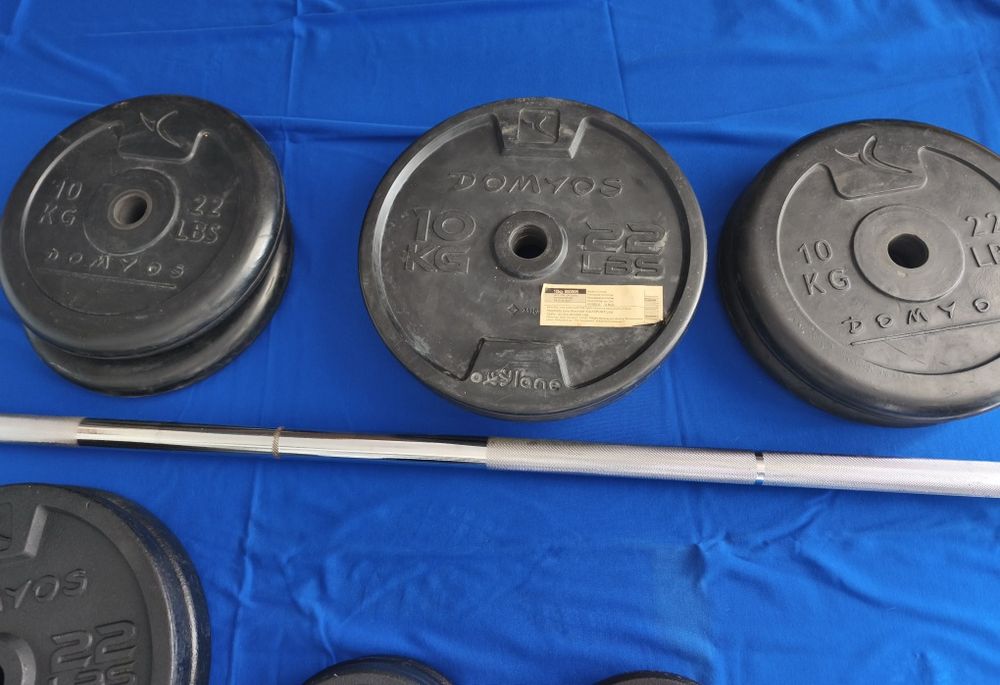 Discos + barras musculação