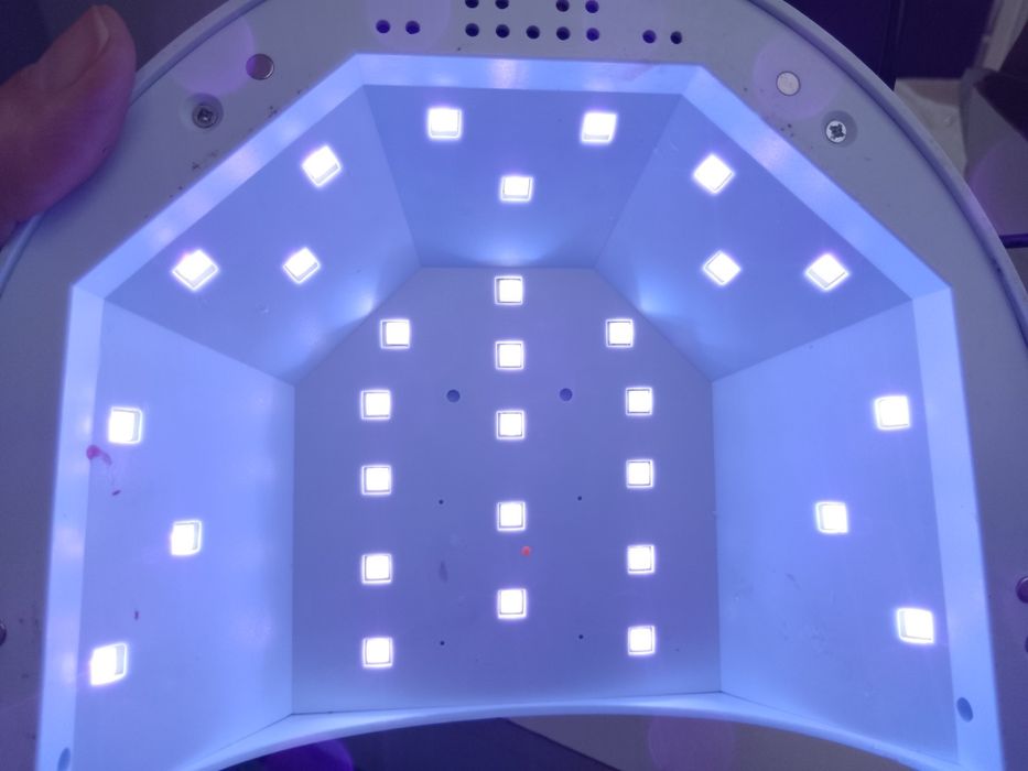 Лед-лампа,гель лаки,однофазні гелі =все одним лотом за 750 грн