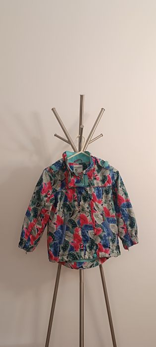 Kurtka dla dziewczynki rozm 116 Reserved
