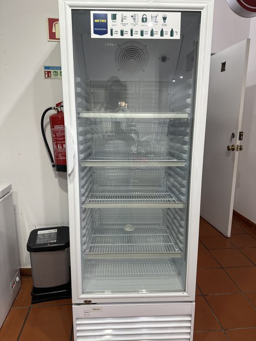 Frigorifico vertical