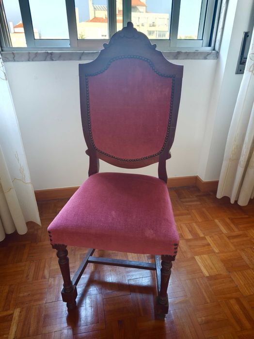 Cadeira de veludo