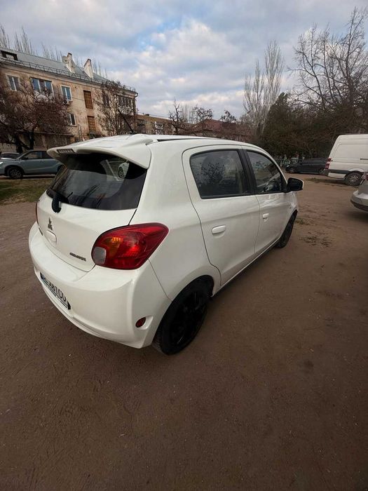 Продаю мітсцбіші міраж