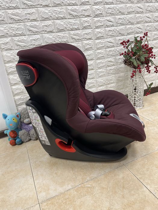 Автокрісло Britax Römer KING 2 Група 1 (9-18 кг)