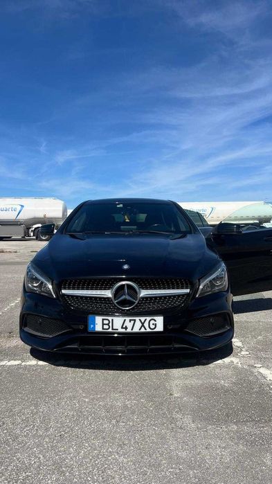 Mercedes-Benz CLA 220 d Shooting Brake AMG Line Aut.