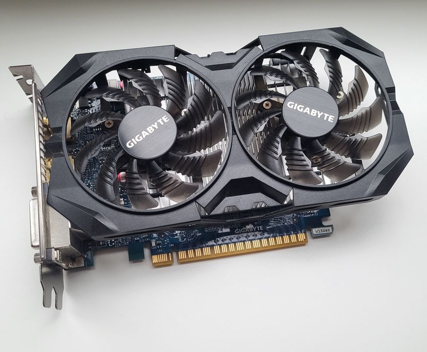 Відеокарта 2GB Geforce GTX 750 Ti