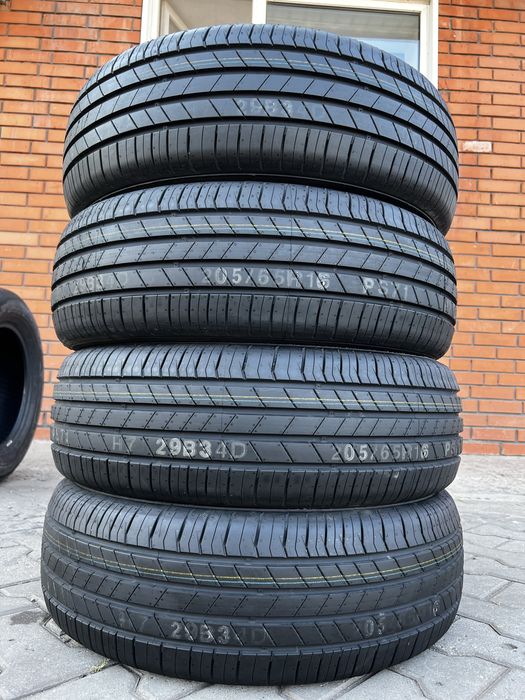 Резина Нова 2025рік R16 205/65 Kumho Ecsta PS71