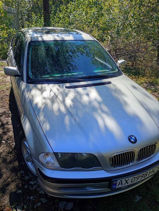 Продам bmw e 46.