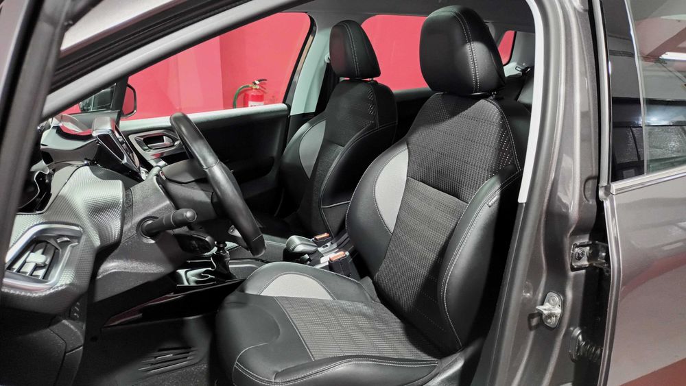Peugeot 2008 1.2 PureTech Allure