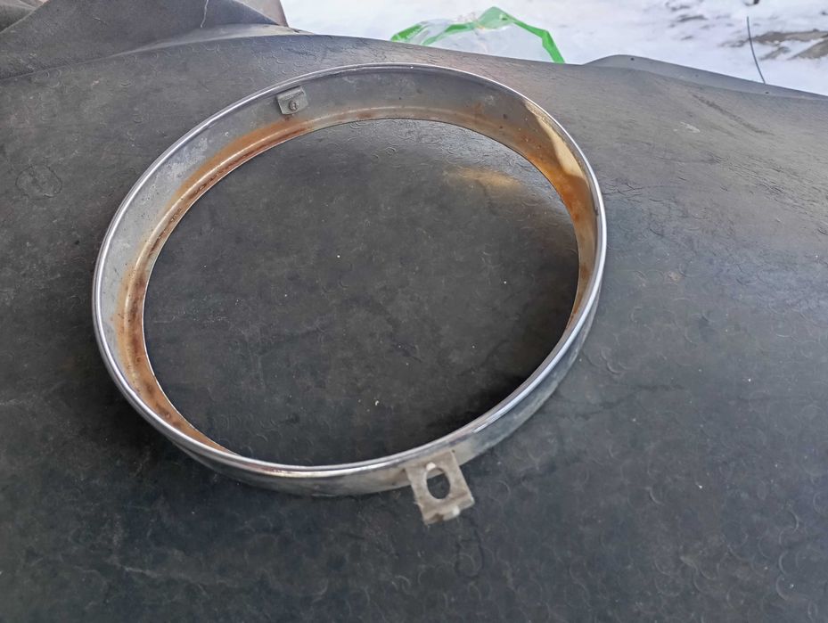 Ободок фары Иж Минск