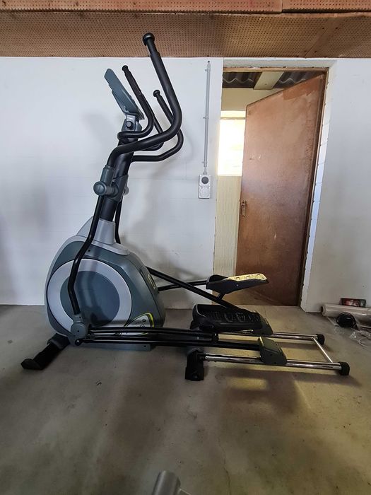 Orbitrek kettler Axos Elliptical P przedni koło przód koło