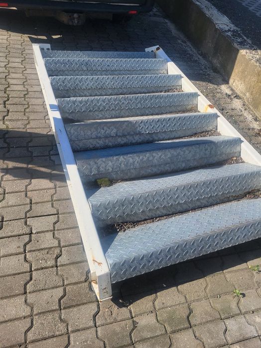 Schody metalowe loft 8 stopni