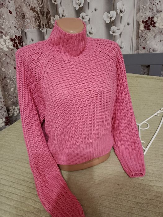 Теплий в'язаний светр