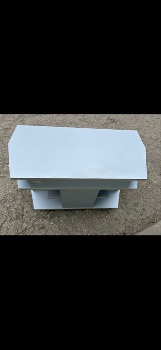 Журнальный столик